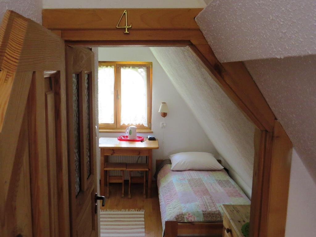 Wynajem Pokoi-Willa Pod Smrekami Zakopane Bilik gambar